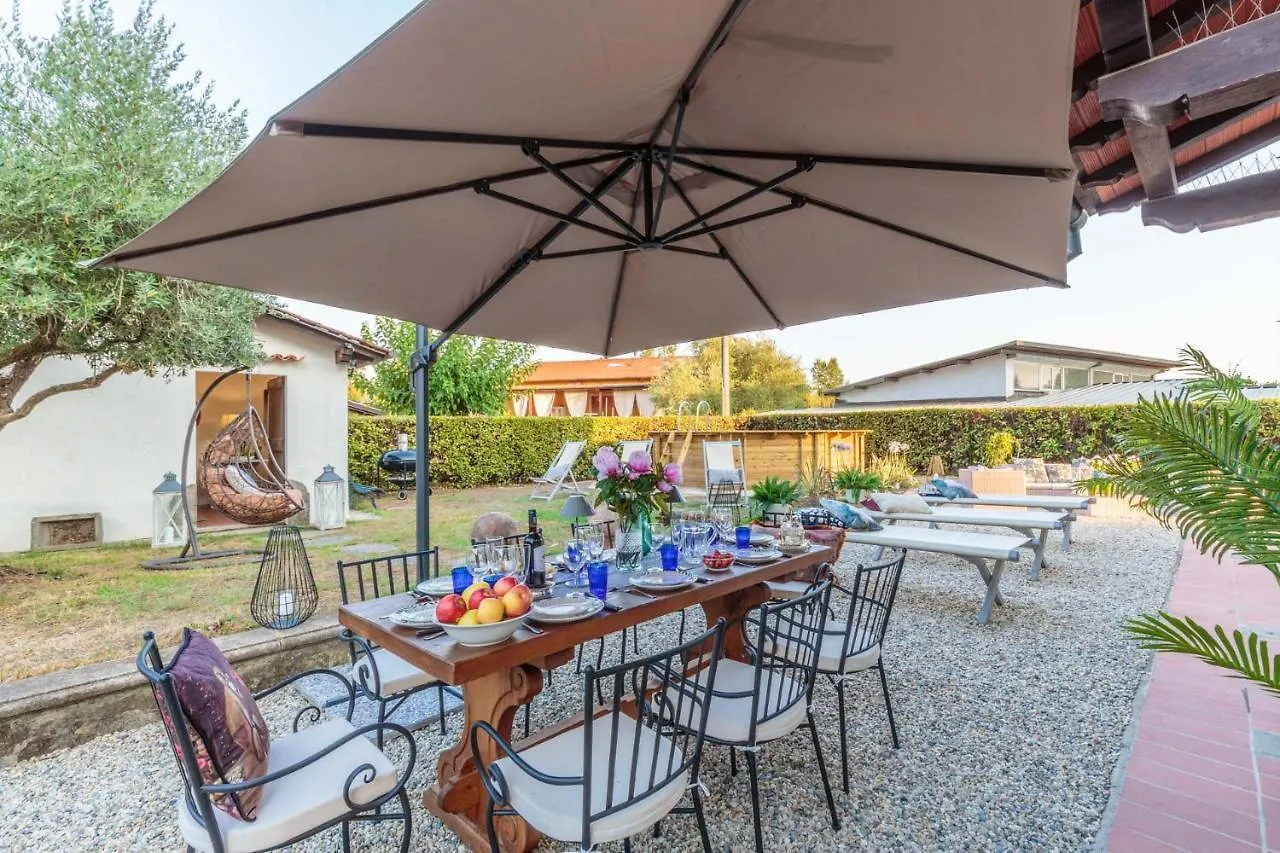 Villa Cesare 4 Bedroom Villa With Pool Lucca