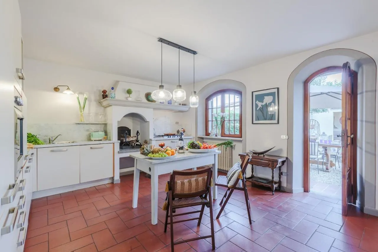 Villa Cesare 4 Bedroom Villa With Pool Lucca