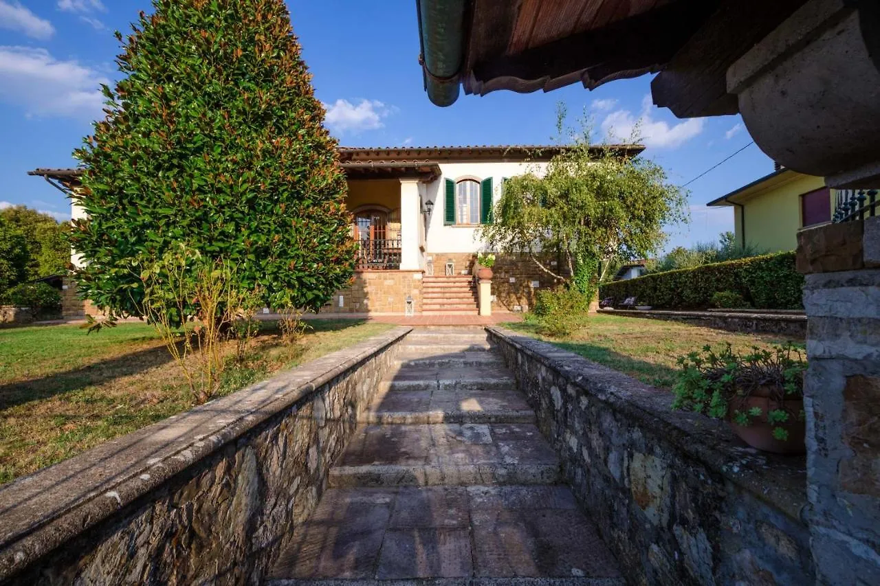 Villa Cesare 4 Bedroom Villa With Pool Lucca Italy