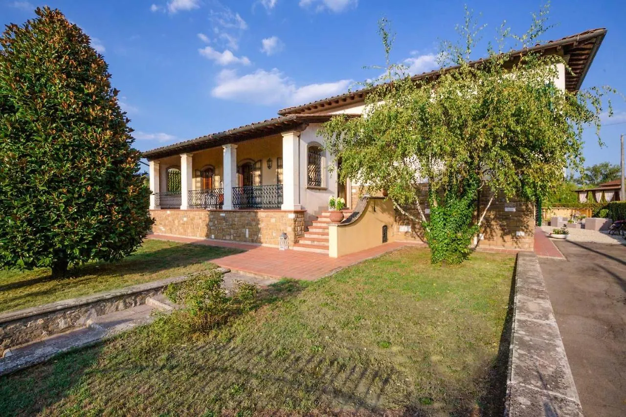 Villa Cesare 4 Bedroom Villa With Pool Lucca 0*,  Italy